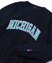 FREAK'S STORE | WEB限定 ビッグシルエット 刺繍カレッジロゴ クルーネックスウェット/MICHIGAN(スウェット)