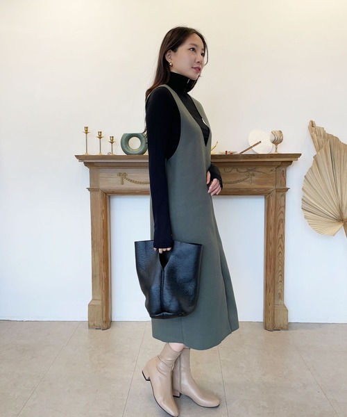 CEMONEMO（セモネモ）の「ミニマル ムートン トートバッグ（トートバッグ・レディース・ブラック・FREE）」の2枚目の写真