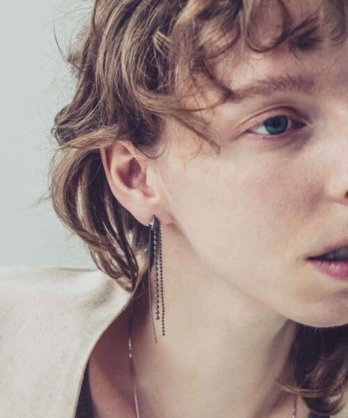 and cloud(アンドクラウド)の「2way Charm Set Pierce(ピアス(両耳用)・レディース・ブラック/シルバー/イエローゴールド・FREE)」の13枚目の写真