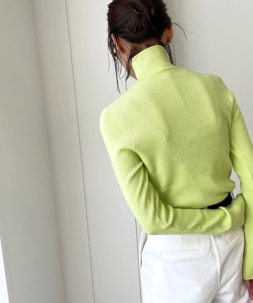 CANAL JEAN（キャナルジーン）の「RED CHOP WORKS(レッドチョップワークス) リブハイネックニット（ニット/セーター・レディース・ブラック/グリーン/パープル/ピンク/ホワイト/ブルー・38）」の18枚目の写真