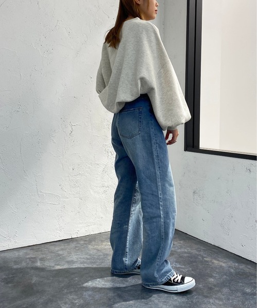 apres jour mignon(アプレジュールミニョン)の「袖ボリュームスウェット【ZOZOTOWN限定アイテム】【10PO】(スウェット・レディース・ブラック/ダークブルー/オートミール・フリー/X-LARGE)」の20枚目の写真