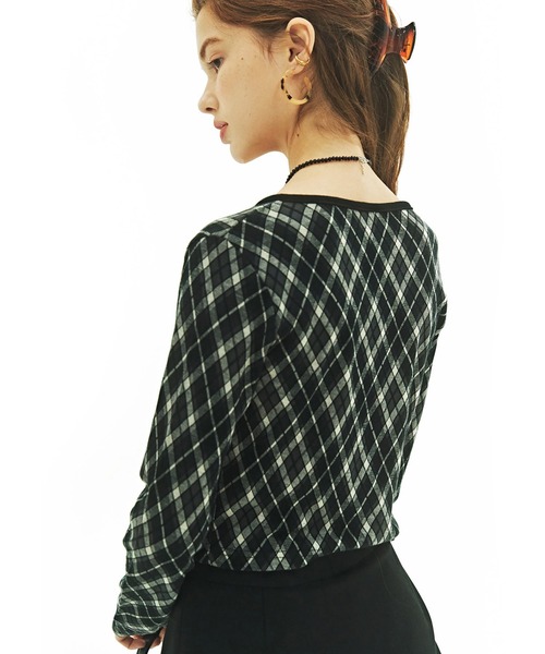 FANCY CLUB(ファンシークラブ)の「A'GEM/9 × .kom『 FANCY CLUB/ファンシークラブ』ARGYLE BUTTON CARDIGAN /アーガイル ボタンカーディガン(カーディガン/ボレロ・レディース・ブラウン/ブラック・FREE)」の7枚目の写真