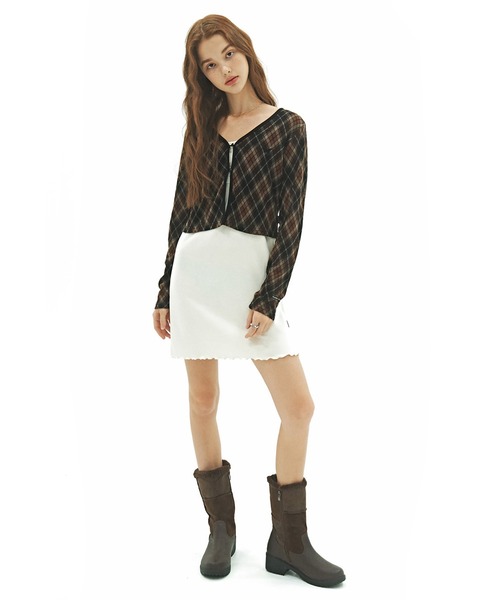 FANCY CLUB(ファンシークラブ)の「A'GEM/9 × .kom『 FANCY CLUB/ファンシークラブ』ARGYLE BUTTON CARDIGAN /アーガイル ボタンカーディガン(カーディガン/ボレロ・レディース・ブラウン/ブラック・FREE)」の3枚目の写真