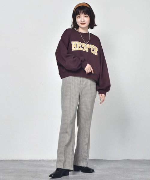 RETRO GIRL(レトロガール)の「カレッジロゴトレーナー(スウェット・レディース・パープル/オフホワイト/ダークグリーン/ダークブラウン・FREE)」の18枚目の写真