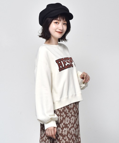 RETRO GIRL(レトロガール)の「カレッジロゴトレーナー(スウェット・レディース・パープル/オフホワイト/ダークグリーン/ダークブラウン・FREE)」の12枚目の写真