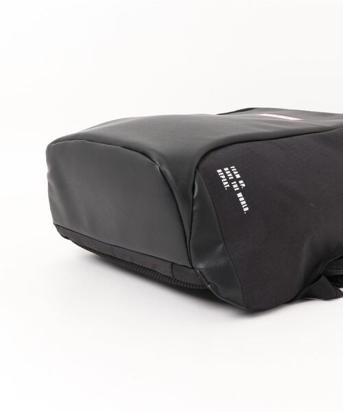 MARVEL（マーベル）の「【 MARVEL 】 多機能リュックレッドプロテクト（スターク・インダストリーズ/マーベル）（バックパック/リュック・メンズ・ブラック系その他/ブラック系その他2・FREE）」の3枚目の写真