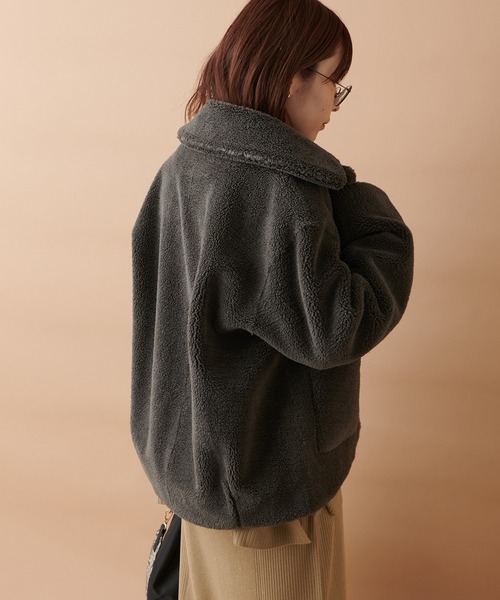 LE GLAZIK（ルグラジック）の「LE GLAZIK(ルグラジック)　フェイクムートンジャケット（ムートンコート・レディース・チャコールグレー・FREE）」の20枚目の写真