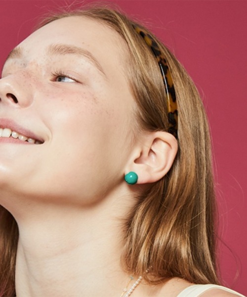 VINTAGE HOLLYWOOD(ビンテージハリウッド)の「ONE-TOUCH COLOR BALL EARRINGS(ピアス(両耳用)・レディース・グリーン/ホワイト/ブラック・FREE)」の9枚目の写真