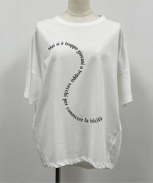 LUGIVA（ルギヴァ）の「ウェーブロゴTシャツ（Tシャツ/カットソー・レディース・ブラック/ベージュ/オフホワイト・M）」の7枚目の写真