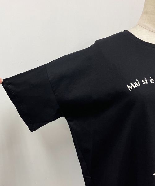 LUGIVA（ルギヴァ）の「ウェーブロゴTシャツ（Tシャツ/カットソー・レディース・ブラック/ベージュ/オフホワイト・M）」の13枚目の写真