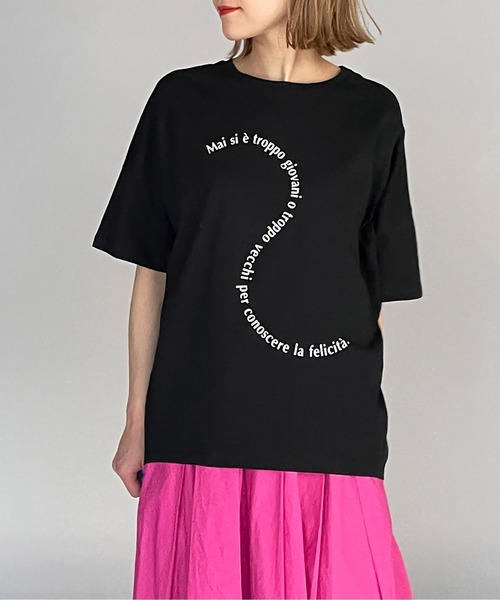 LUGIVA（ルギヴァ）の「ウェーブロゴTシャツ（Tシャツ/カットソー・レディース・ブラック/ベージュ/オフホワイト・M）」の20枚目の写真