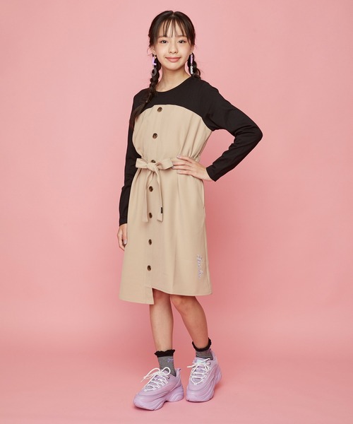 JENNI love（ジェニィラブ）の「前ボタンドッキングワンピ（ワンピース・キッズ・ベージュ/ラベンダー・140cm/160cm/150cm/130cm）」の3枚目の写真