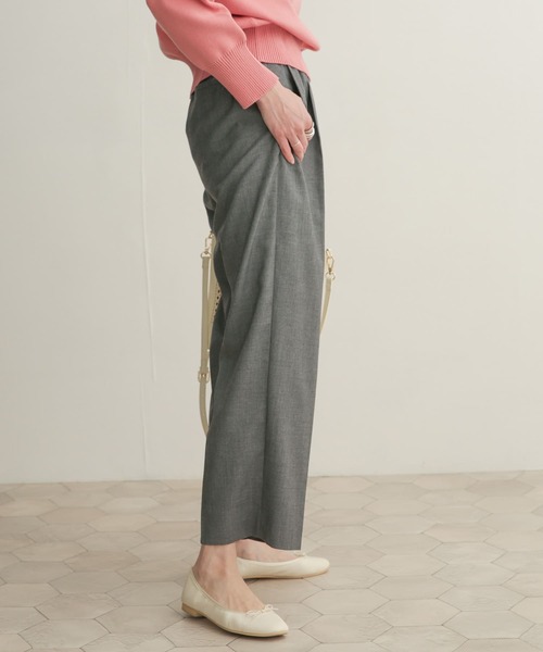 URBAN RESEARCH DOORS（アーバンリサーチドアーズ）の「クリアツイルストレートパンツ（その他パンツ・レディース・ブラック/グレー・1/0）」の5枚目の写真