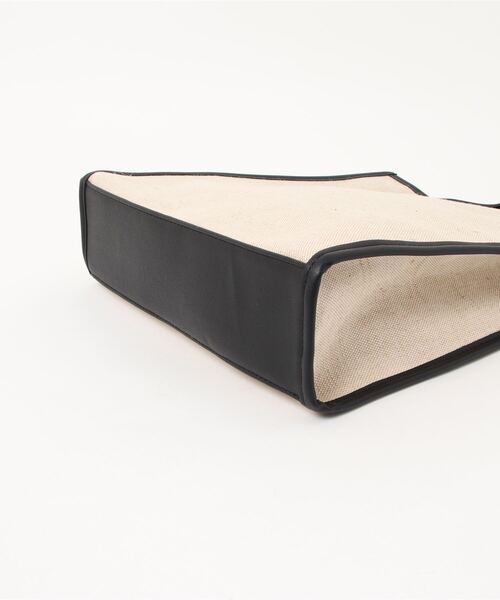 Samansa Mos2 blue（サマンサモスモスブルー）の「合皮パイピングトートバッグ（トートバッグ・レディース・ベージュ/ブラウン/ブルー・ﾌﾘ-）」の5枚目の写真