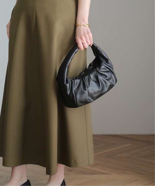 AULENTTI（オウレンティ）の「【AULENTTI/オウレンティ】ハンドバッグ M（ハンドバッグ・レディース・ブラック/アイボリー・FREE）」の3枚目の写真