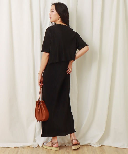 libelle more（リベル モア）の「クリスタルプリーツスムースプルオーバー+キャミワンピース　セット（ワンピース・レディース・ブラック/モカ/ベージュ・M/L）」の8枚目の写真