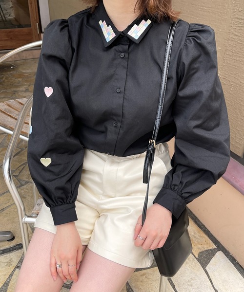 PairPair（ペアペア）の「カラフル刺繍ブラウス（シャツ/ブラウス・レディース・ブラック/オフホワイト・FREE）」の2枚目の写真