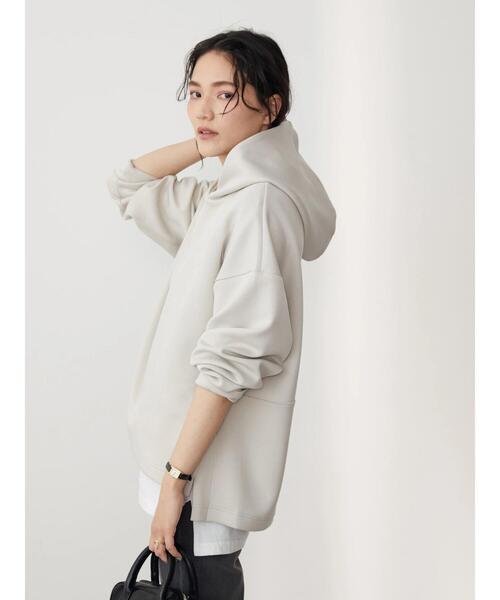 AMERICAN HOLIC（アメリカンホリック）の「ポンチフーディーパーカー（パーカー・レディース・オフホワイト/グレイッシュベージュ/ライトイエロー・M/L）」の5枚目の写真