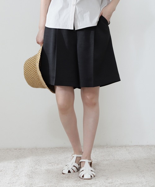 N.（N. Natural Beauty Basic）（エヌエヌナチュラルビューティーベーシック）の「◆麻調ショートパンツ（その他パンツ・レディース・スミクロ/ブラウン/ナチュラル・MEDIUM）」の2枚目の写真