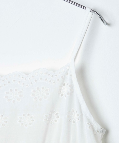 DuKKah（デュカ）の「Dukkah/コットンレースキャミワンピース（ワンピース・レディース・ホワイト・X-SMALL）」の6枚目の写真