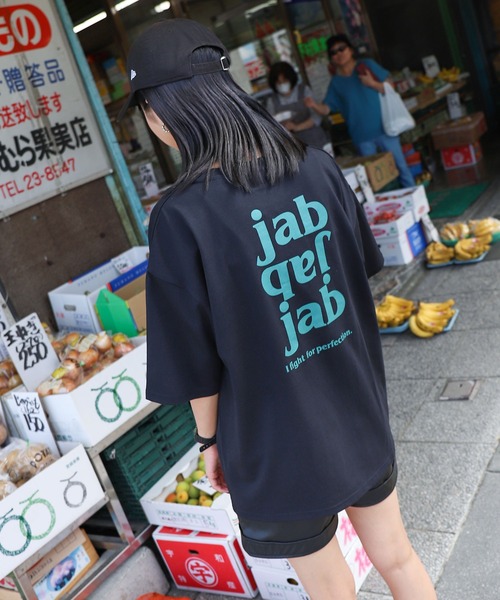 ZIP FIVE（ジップファイブ）の「【ZIP FIVE】韓国ヴィンテージ風　バックロゴ半袖Tシャツ（Tシャツ/カットソー・レディース・ブラック/ブラック系/ホワイト/ホワイト系・LARGE/MEDIUM）」の4枚目の写真