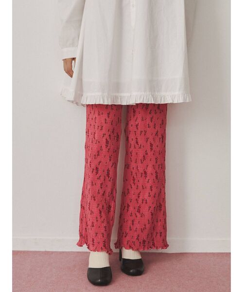 merry jenny（メリージェニー）の「floralギャザーフレアパンツ（その他パンツ・レディース・ブラック/ピンク/ベージュ・FREE）」の3枚目の写真