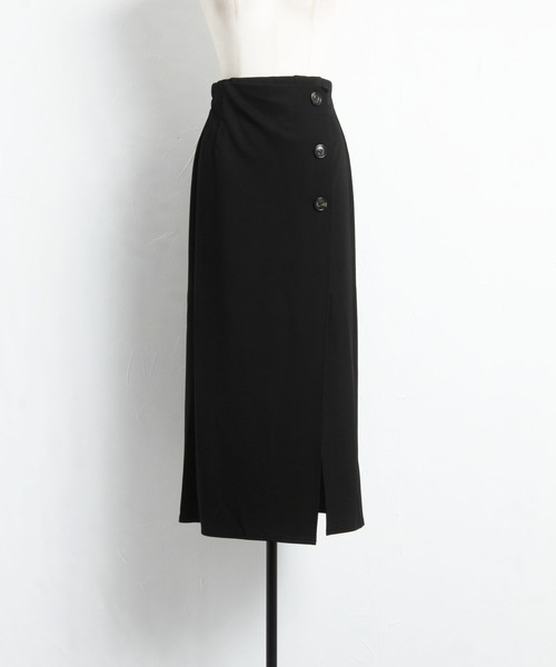 tocco closet（トッコ　クローゼット）の「飾り釦付きスリット入りロングタイトスカート（スカート・レディース・ブラック/テラコッタ・M）」の10枚目の写真