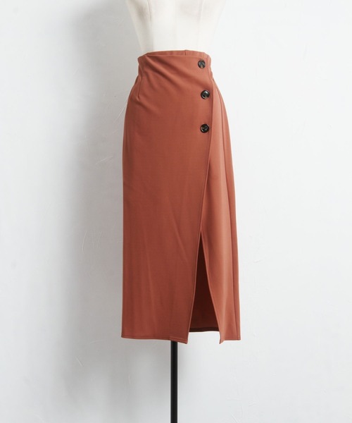 tocco closet（トッコ　クローゼット）の「飾り釦付きスリット入りロングタイトスカート（スカート・レディース・ブラック/テラコッタ・M）」の22枚目の写真