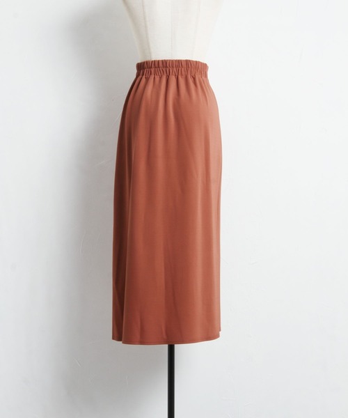 tocco closet（トッコ　クローゼット）の「飾り釦付きスリット入りロングタイトスカート（スカート・レディース・ブラック/テラコッタ・M）」の20枚目の写真