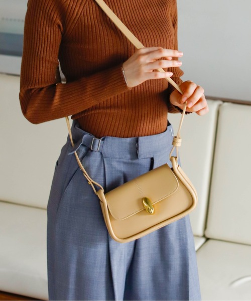 Birthday room（バースデイルーム）の「コンパクトショルダーバッグ（ショルダーバッグ・レディース・ブラック/ベージュ/グリーン・FREE）」の12枚目の写真