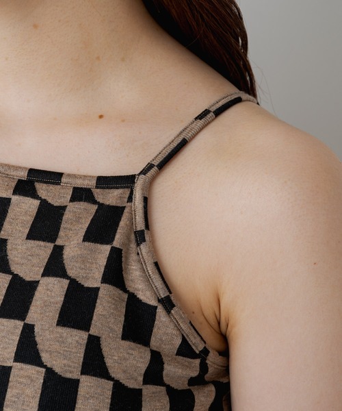 Kastane（カスタネ）の「カップ付き幾何学柄キャミ（キャミソール・レディース・ブラウン/グレー・FREE）」の16枚目の写真