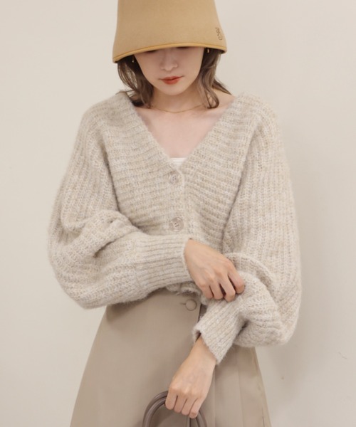 one after another NICE CLAUP（ワンアフターアナザーナイスクラップ）の「着回し万能淡色クロップドカーディガン（カーディガン/ボレロ・レディース・ライトグレー/ベージュ/ブラウン系その他/モカ・FREE）」の4枚目の写真