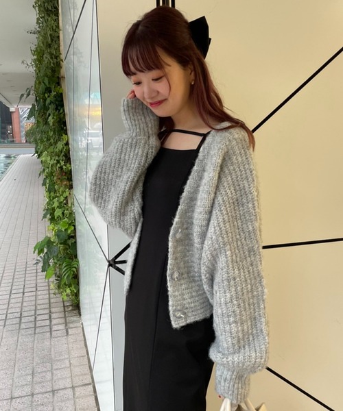 one after another NICE CLAUP（ワンアフターアナザーナイスクラップ）の「着回し万能淡色クロップドカーディガン（カーディガン/ボレロ・レディース・ライトグレー/ベージュ/ブラウン系その他/モカ・FREE）」の11枚目の写真