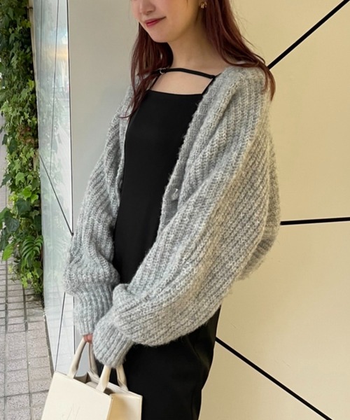 one after another NICE CLAUP（ワンアフターアナザーナイスクラップ）の「着回し万能淡色クロップドカーディガン（カーディガン/ボレロ・レディース・ライトグレー/ベージュ/ブラウン系その他/モカ・FREE）」の5枚目の写真