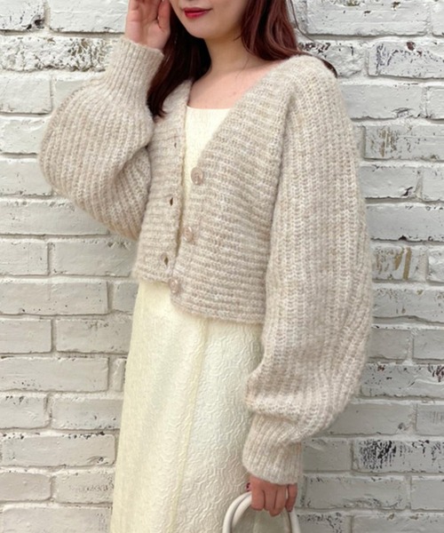 one after another NICE CLAUP（ワンアフターアナザーナイスクラップ）の「着回し万能淡色クロップドカーディガン（カーディガン/ボレロ・レディース・ライトグレー/ベージュ/ブラウン系その他/モカ・FREE）」の13枚目の写真