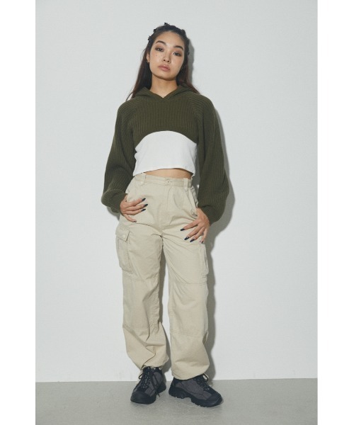 LAGUA GEM（ラグアジェム）の「SHORT HOODIE KNIT ショートフードニット（ニット/セーター・レディース・ブラック/グレー/カーキ/ブルー・FREE）」の11枚目の写真