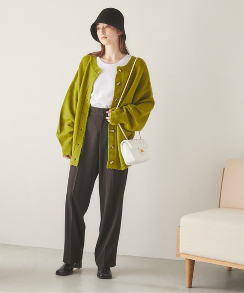 ANGIE(アンジー)の「キルティングチェーンバック(ショルダーバッグ・レディース・ブラック/ホワイト・FREE)」の5枚目の写真