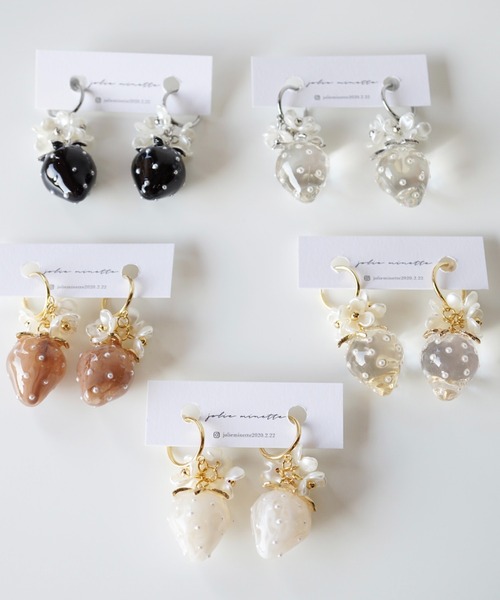 CERCA（チェルカ）の「jolie minette/いちごフラワー フープ イヤリング/サージカルステンレス316L（イヤリング・レディース・シルバー/ゴールド/ベージュ/ブラック/ブラウン・FREE）」の15枚目の写真