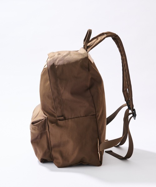 Actually（アクチュアリー）の「RE:PET UTILITY BACKPACK リュック（バックパック/リュック・レディース・ブラウン/ベージュ/ブラック・フリー）」の11枚目の写真