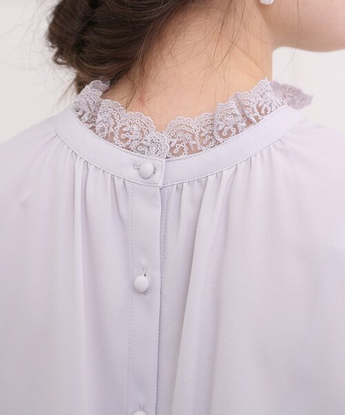 couture brooch(クチュールブローチ)の「◆【着映えデザイン!前後2WAY】エンブロレースブラウス(シャツ/ブラウス・レディース・アイボリー/ベビーピンク/ライトグレー/ネイビー・38/40/42)」の19枚目の写真