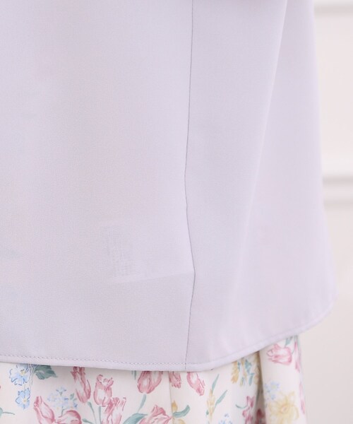 couture brooch(クチュールブローチ)の「◆【着映えデザイン!前後2WAY】エンブロレースブラウス(シャツ/ブラウス・レディース・アイボリー/ベビーピンク/ライトグレー/ネイビー・38/40/42)」の14枚目の写真
