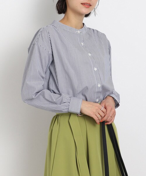 SHOO・LA・RUE(シューラルー)の「◆【着回し力が高い!】バンドカラーシャツ(シャツ/ブラウス・レディース・ライトパープル/ホワイト/ライトグリーン系2/ライトブルー/ホワイト系5/ネイビー系2・02/03/04)」の5枚目の写真