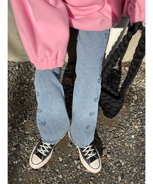 WC（ダブル シー）の「ハートライン刺繍デニムパンツ（デニムパンツ・レディース・ブルー・FREE）」の14枚目の写真
