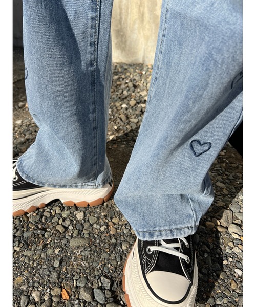 WC（ダブル シー）の「ハートライン刺繍デニムパンツ（デニムパンツ・レディース・ブルー・FREE）」の12枚目の写真