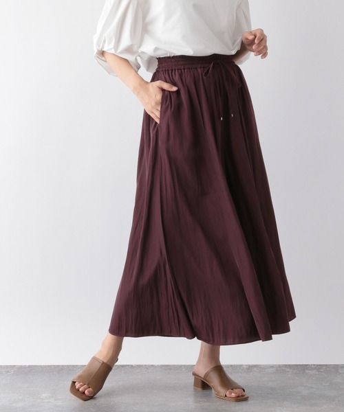 GLOBAL WORK（グローバルワーク）の「さらさらサテンフレアワイドパンツ/163429（その他パンツ・レディース・グリーン系その他4/レオパード/ドット/ピンク系その他/ブルー/スミクロ/その他1/その他2/ネイビー/グリーン系その他7/ブラウン/アイボリー/ブラック系その他3/ホワイト系その他2/ブラック系その他2・SMALL/MEDIUM/LARGE）」の7枚目の写真