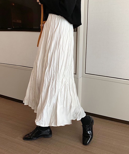 Girly Doll(ガーリードール)の「ワッシャーフレアロングスカート(スカート・レディース・ホワイト/ブラック/モカ/ベージュ・F)」の1枚目の写真