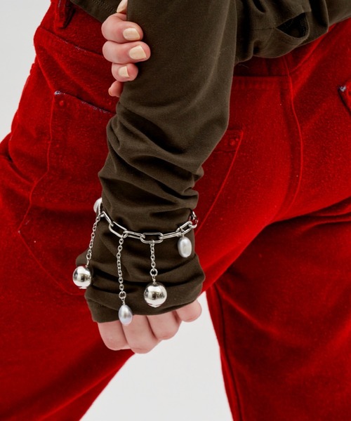 igi(イジ)の「drop charm bracelet/ドロップチャームブレスレット(ブレスレット・レディース・シルバー/ホワイト・FREE)」の6枚目の写真