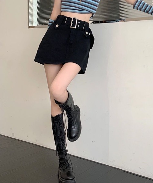 gossip!ロサンゼルス(ゴシップロサンゼルス)の「ビッグベルトミニスカート風キュロット(その他パンツ・レディース・ブラック/ブルー・FREE)」の5枚目の写真