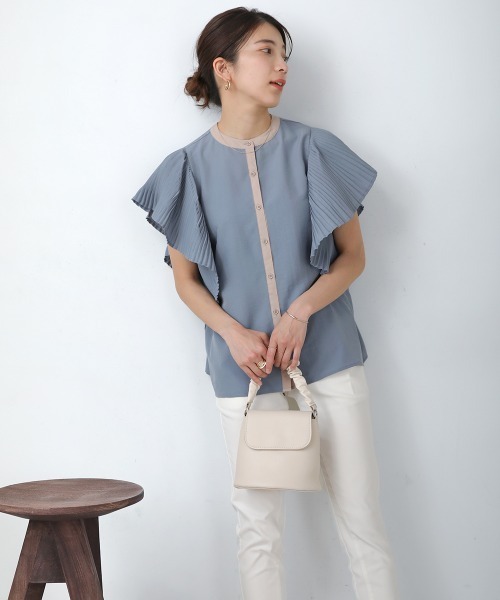 Bou Jeloud(ブージュルード)の「前後2WAYプリーツスリーブブラウス(シャツ/ブラウス・レディース・オフホワイト/ライム/ブルー/ブラック・FREE)」の10枚目の写真