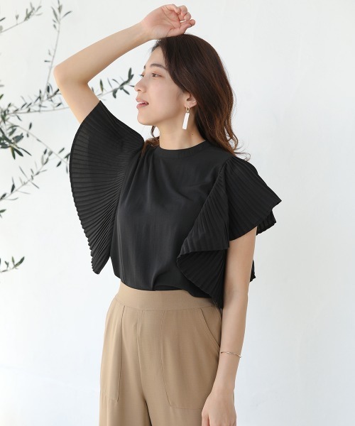 Bou Jeloud(ブージュルード)の「前後2WAYプリーツスリーブブラウス(シャツ/ブラウス・レディース・オフホワイト/ライム/ブルー/ブラック・FREE)」の21枚目の写真